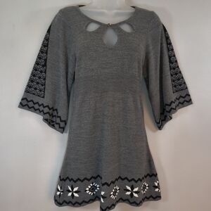 Venus Women's Boho Wide Sleeve Gray/Black Sweater Mini Dress, Size S